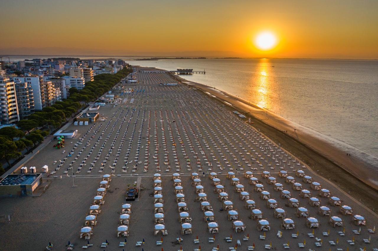 Villaggio Giove Lignano Sabbiadoro Exteriör bild