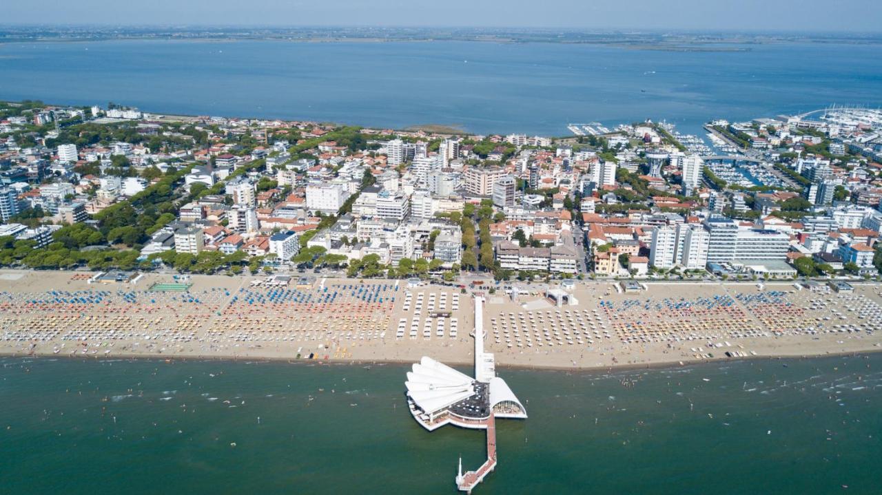 Villaggio Giove Lignano Sabbiadoro Exteriör bild